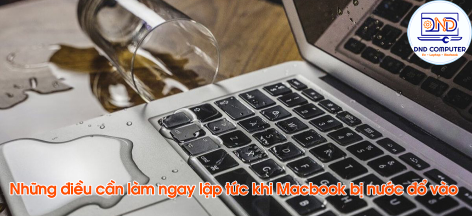 Macbook bị đổ nước v&agrave;o b&agrave;n ph&iacute;m