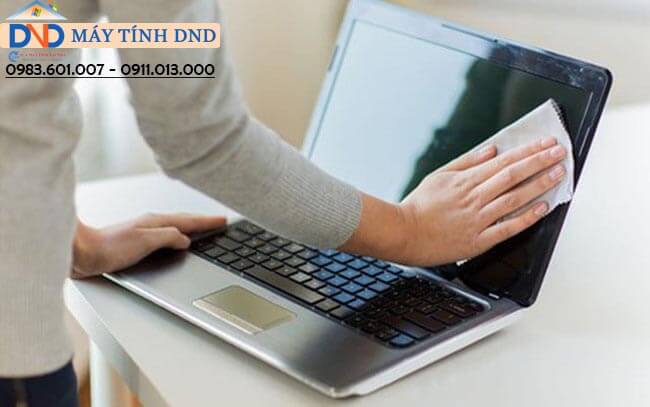 Vệ sinh máy tính đón Tết