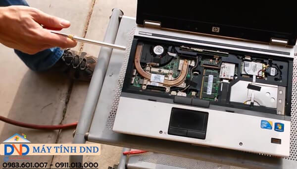 Vệ sinh máy tính đón Tết